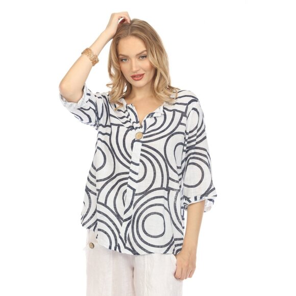 Navy Circle Print one button detail top - Picture 9 of 13